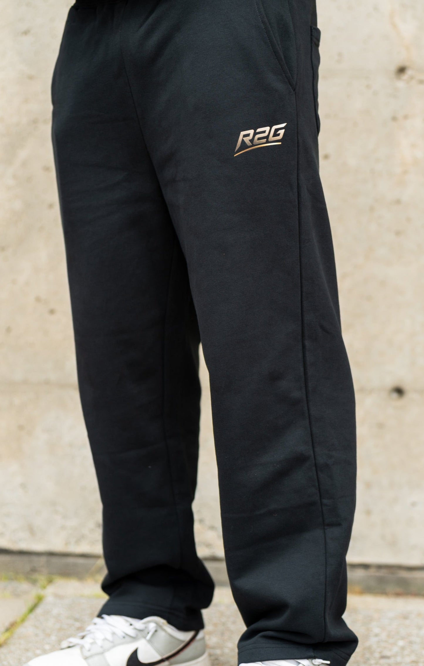 Essential Unisex Straight-Leg Sweatpants